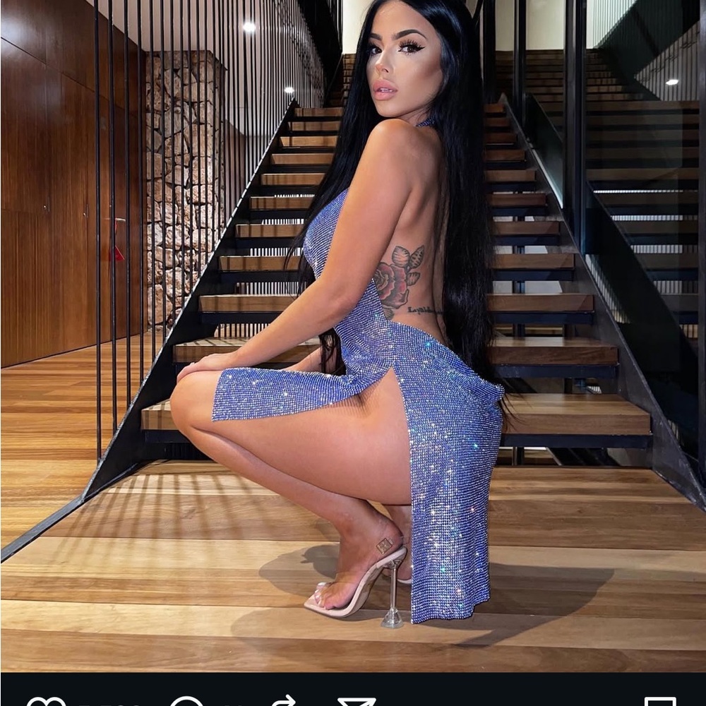 Elegant Blue Backless Dress